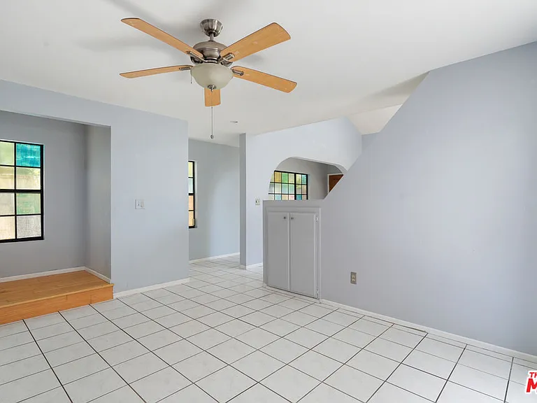 3113 Thatcher Ave — Photo 11