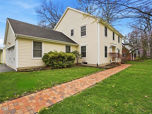5th image of 81 Back Bay Rd