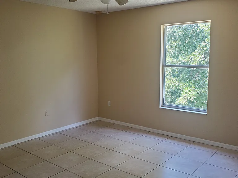 301 Colonade Ct — Photo 12