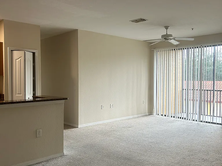 6153 Metrowest Blvd — Photo 3