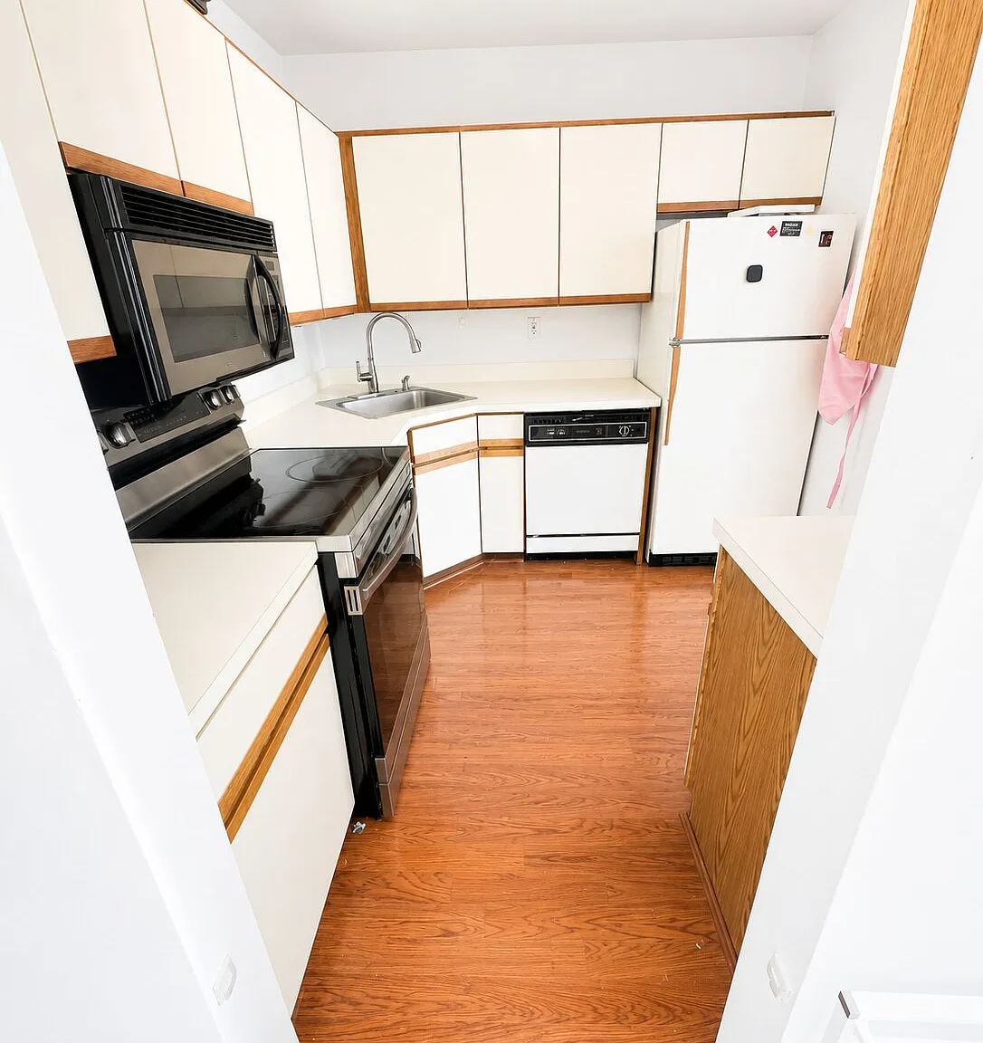 1 bed, 850 sqft, $1,800 — Photo 1