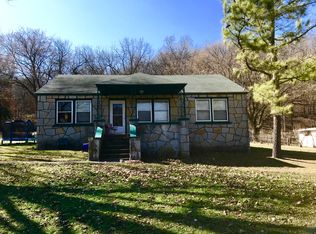 319 S Cliffside Dr, Noel, MO 64854