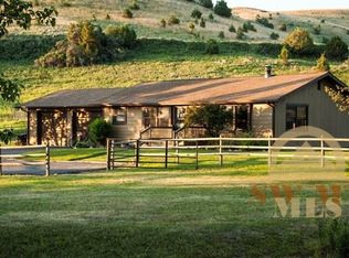 650 Stampede Trl, Gallatin Gateway, MT 59730