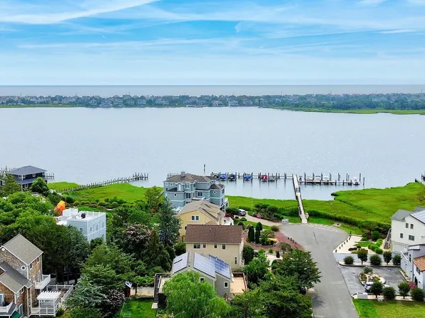 38787 Apple Ct, Ocean View, DE 19970