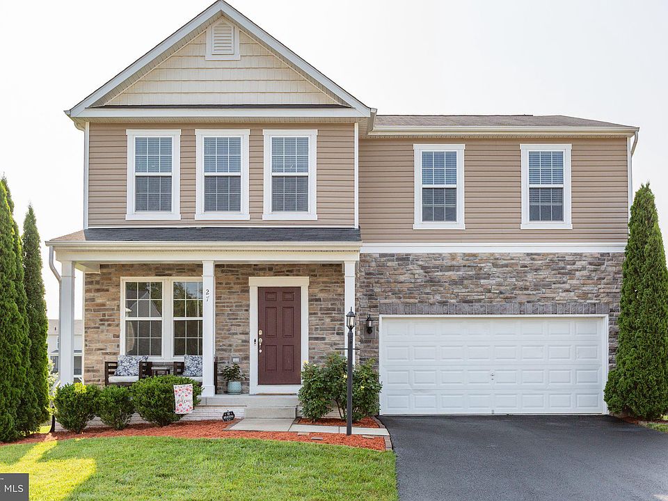 1st image of 27 Hopkins Branch Way