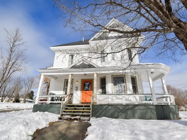 12 First Street, Milo, ME 04463