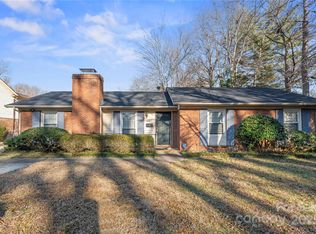 5509 Viewmont Dr, Charlotte, NC 28215