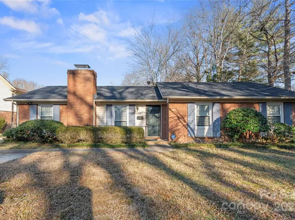 5509 Viewmont Dr, Charlotte, NC 28215