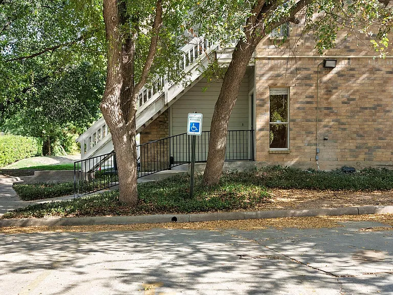 2450 Wickersham Ln #109 — Photo 17