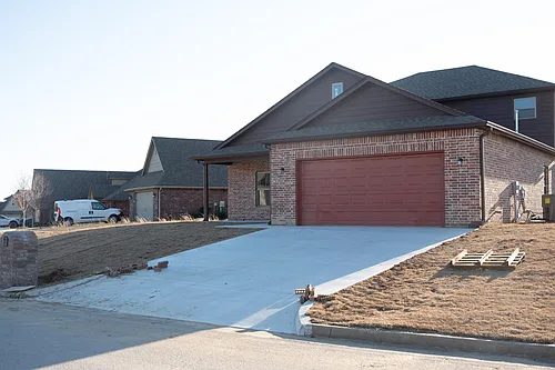 8542 Spring Creek Ln Photo 1