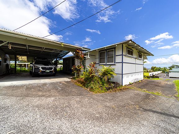 2nd image of 450 Pohakulani St