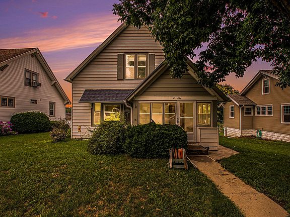 2146 S 35th st twilight photo