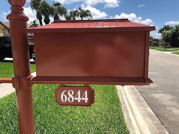 2nd image of 6644 Bitterbush Pl