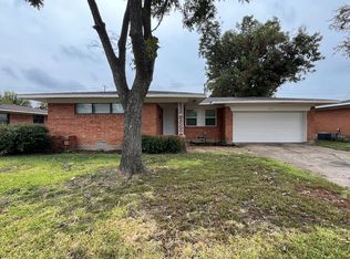 2214 Mockingbird Ln, Garland, TX 75042