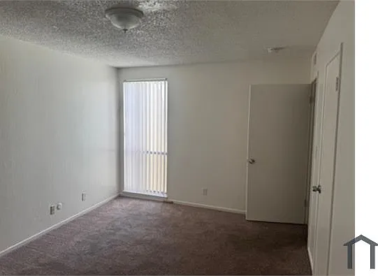 2 bed, 903 sqft, $2,450 — Photo 1