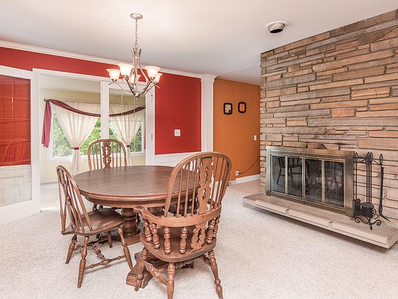 4th image of 2734 Nipawin Ct NE
