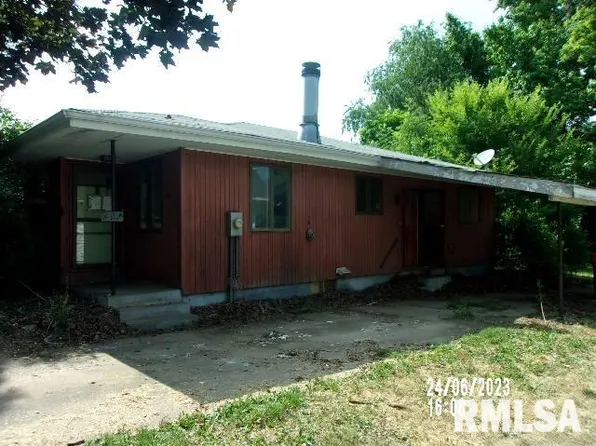 311 E 4th St, Pleasant Plains, IL 62677