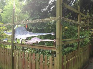 6818 19th Ave NE, Seattle, WA 98115