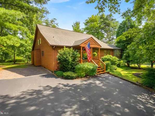 775 Tecumseh Trl, Hedgesville, WV 25427
