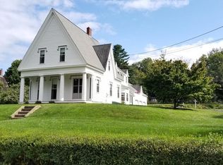 9 Cottage St, Douglas, MA 01516
