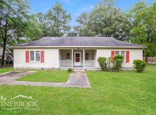 116 Pear Tree Cir, Hopkins, SC 29061