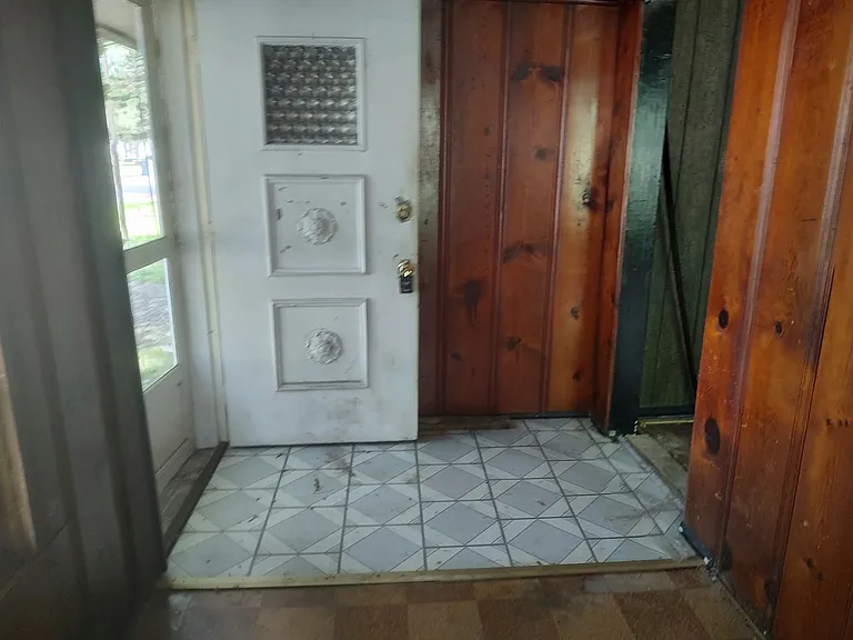 909 Fairland St — Photo 14