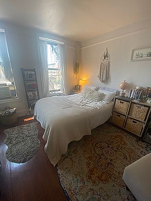 5th image of 125 Stanton St APT 10
