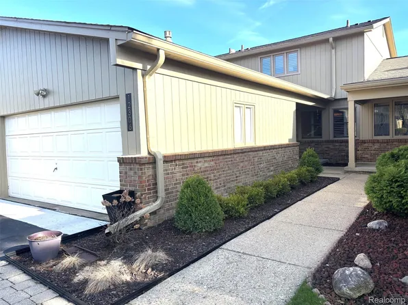 12306 Pinecrest Dr, Plymouth, MI 48170