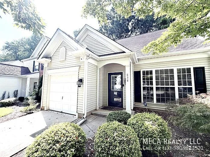838 Autumn Rain Ln