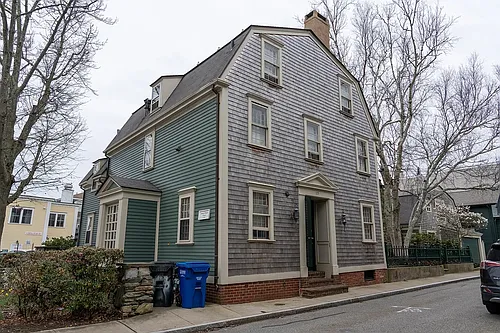 115 John St Photo 1