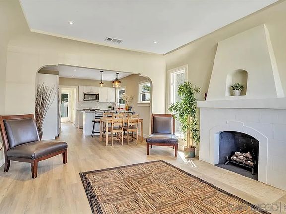 3rd image of 5045 Hawley Blvd