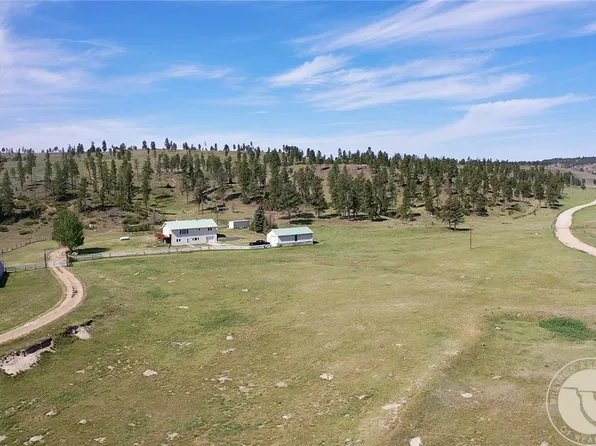 72 Rehder Rd, Roundup, MT 59072