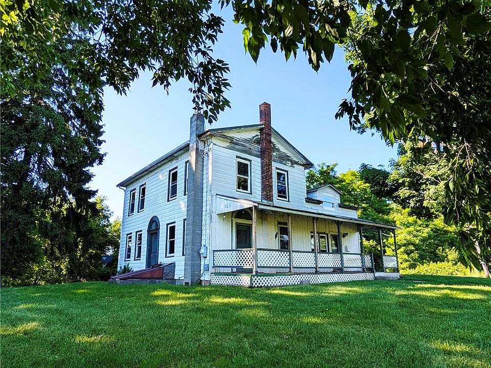1st image of 163 Davis Rd
