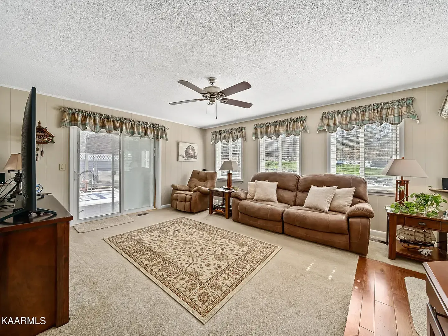 Unfurnished 2 bedroom / 2 bath home in beautiful Fairfield Glade Community One year lease available — Photo 4