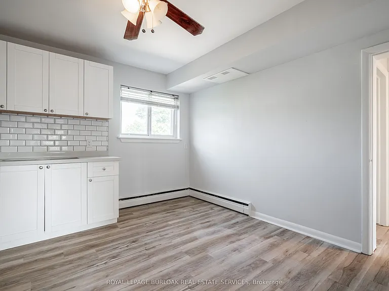 2161 Ghent Ave #7 — Photo 8