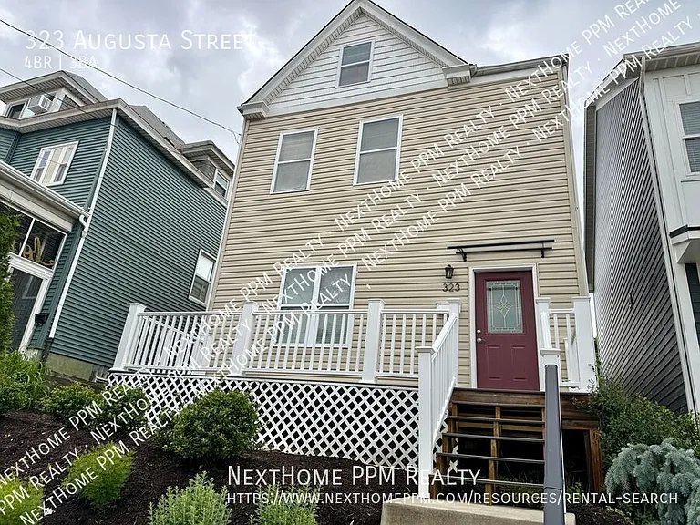 323 Augusta St — Photo 27