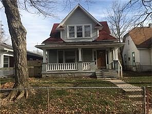 1st image of 3247 N Graceland Ave