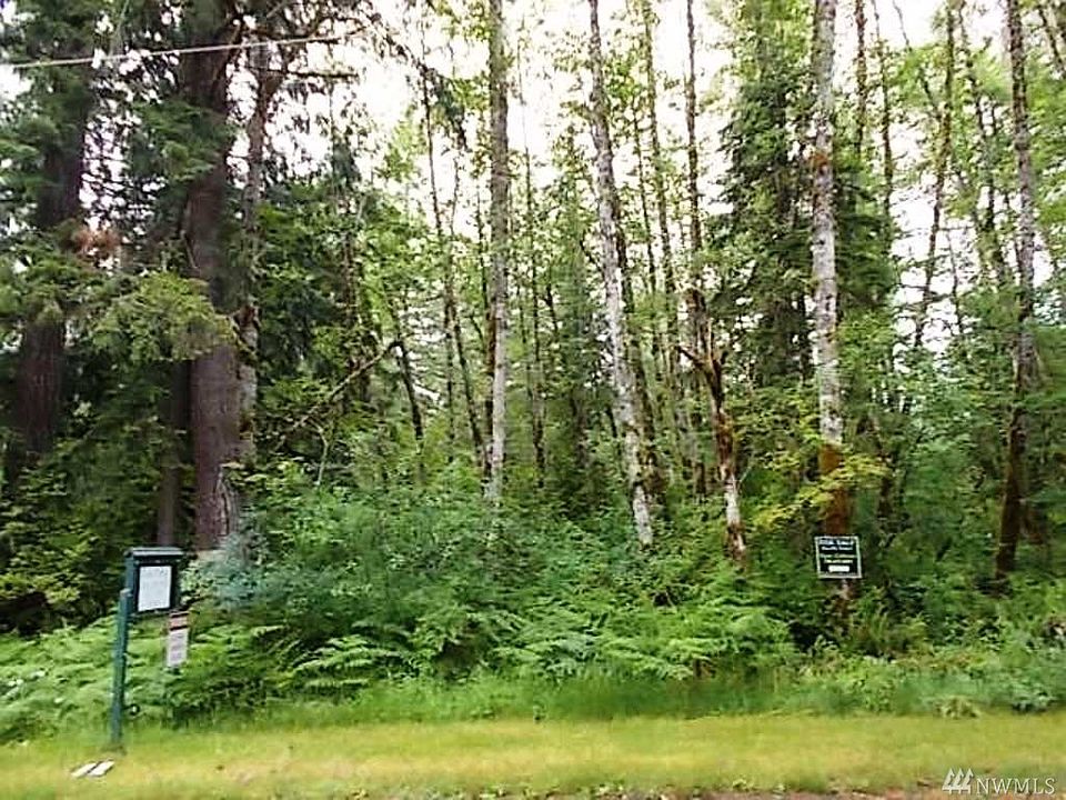 2nd image of 114 Paradise Cir