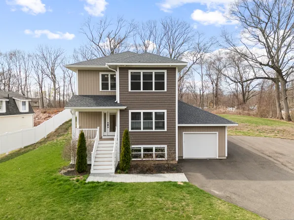 300 Laurel Street, East Haven, CT 06512