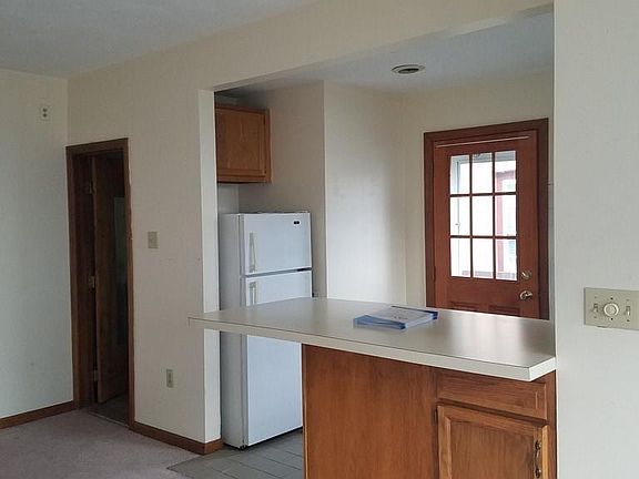 3rd image of 510 Shirley St #1F