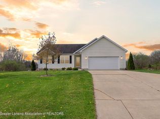 11144 Sun Dog Trl, Perrinton, MI 48871