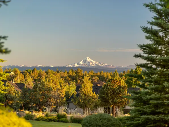 10711 Ironstone Ct, Redmond, OR 97756