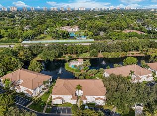 6825 Satinleaf Rd S APT 101, Naples, FL 34109
