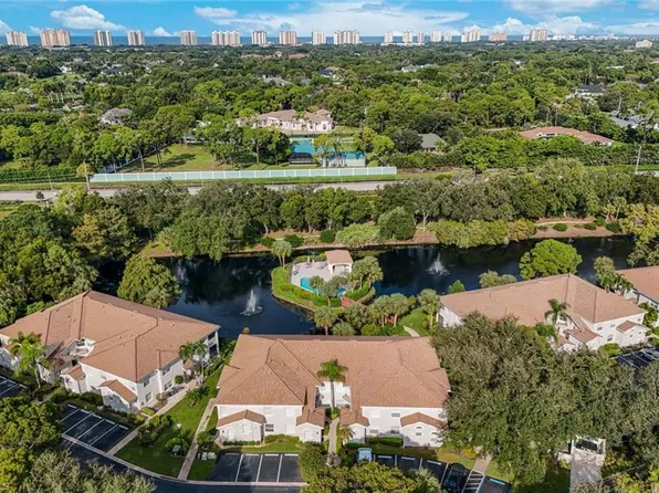 6825 Satinleaf RD S #101, NAPLES, FL 34109