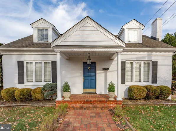 2101 Fall Hill Ave, Fredericksburg, VA 22401