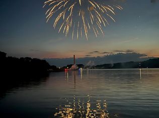 15A Edwards Ln, Reedville, VA 22539