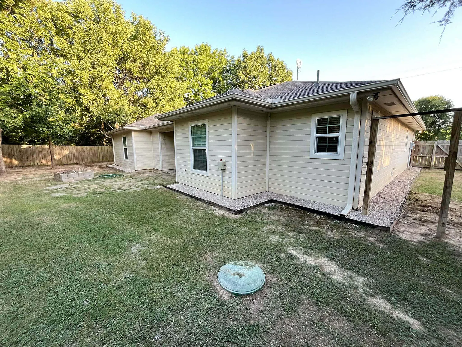 3 bed, 1469 sqft, $1,850 — Photo 4