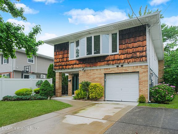 3rd image of 55 Dorothea Pl