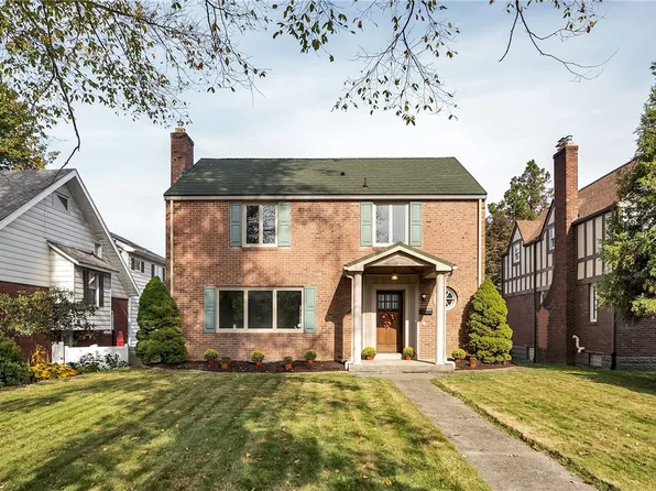 1207 Carlisle St, Natrona Heights, PA 15065