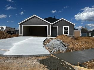 5836 W Greens Chapel, Fayetteville, AR 72704